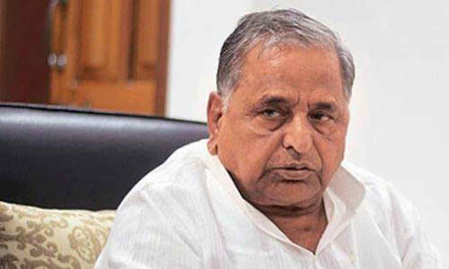 मुलायम सिंह की तबीयत बिगड़ने पर लखनऊ स्थित मेदांता अस्पताल में कराया भर्ती