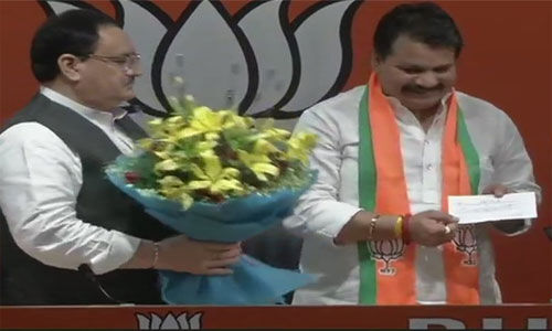 बसपा छोड़ भाजपा में शामिल हुए चंद्र प्रकाश मिश्रा बसपा छोड़ भाजपा में शामिल हुए चंद्र प्रकाश मिश्रा