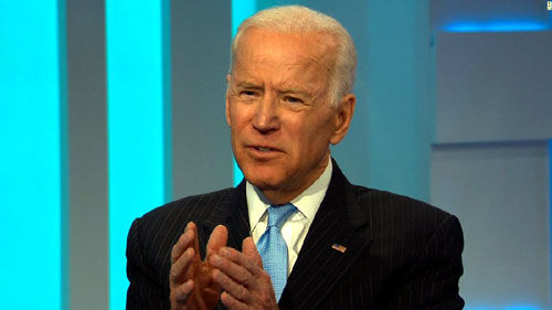 अमेरिका के नवनिर्वाचित राष्ट्रपति जो बाइडेन ने लगवाई कोरोना वैक्सीन