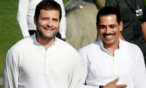 जीजा और साले भ्रष्टाचार में शामिल: स्मृति ईरानी