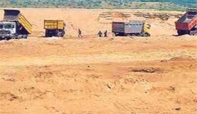 मप्र : खदानों एवं तबादला उद्योग चलाने पर मंत्री का हंगामा ! मप्र : खदानों एवं तबादला उद्योग चलाने पर मंत्री का हंगामा !