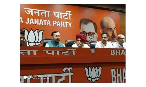 भाजपा में शामिल हुए गुर्जर आंदोलन के नेता कर्नल किरोड़ी सिंह बैंसला भाजपा में शामिल हुए गुर्जर आंदोलन के नेता कर्नल किरोड़ी सिंह बैंसला