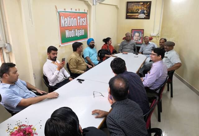 चिकित्सकों की राय: मोदी को बनाएं दोबारा प्रधानमंत्री चिकित्सकों की राय: मोदी को बनाएं दोबारा प्रधानमंत्री