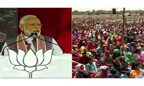 केसरिया सागर देख के पवार मैदान छोड़ गए : प्रधानमंत्री मोदी केसरिया सागर देख के पवार मैदान छोड़ गए : प्रधानमंत्री मोदी