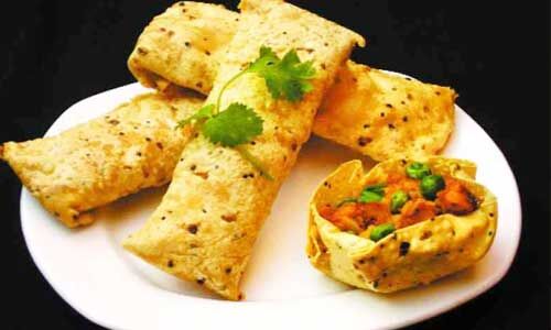 पापड़ पोटैटो रोल बनायें इस तरह पापड़ पोटैटो रोल बनायें इस तरह