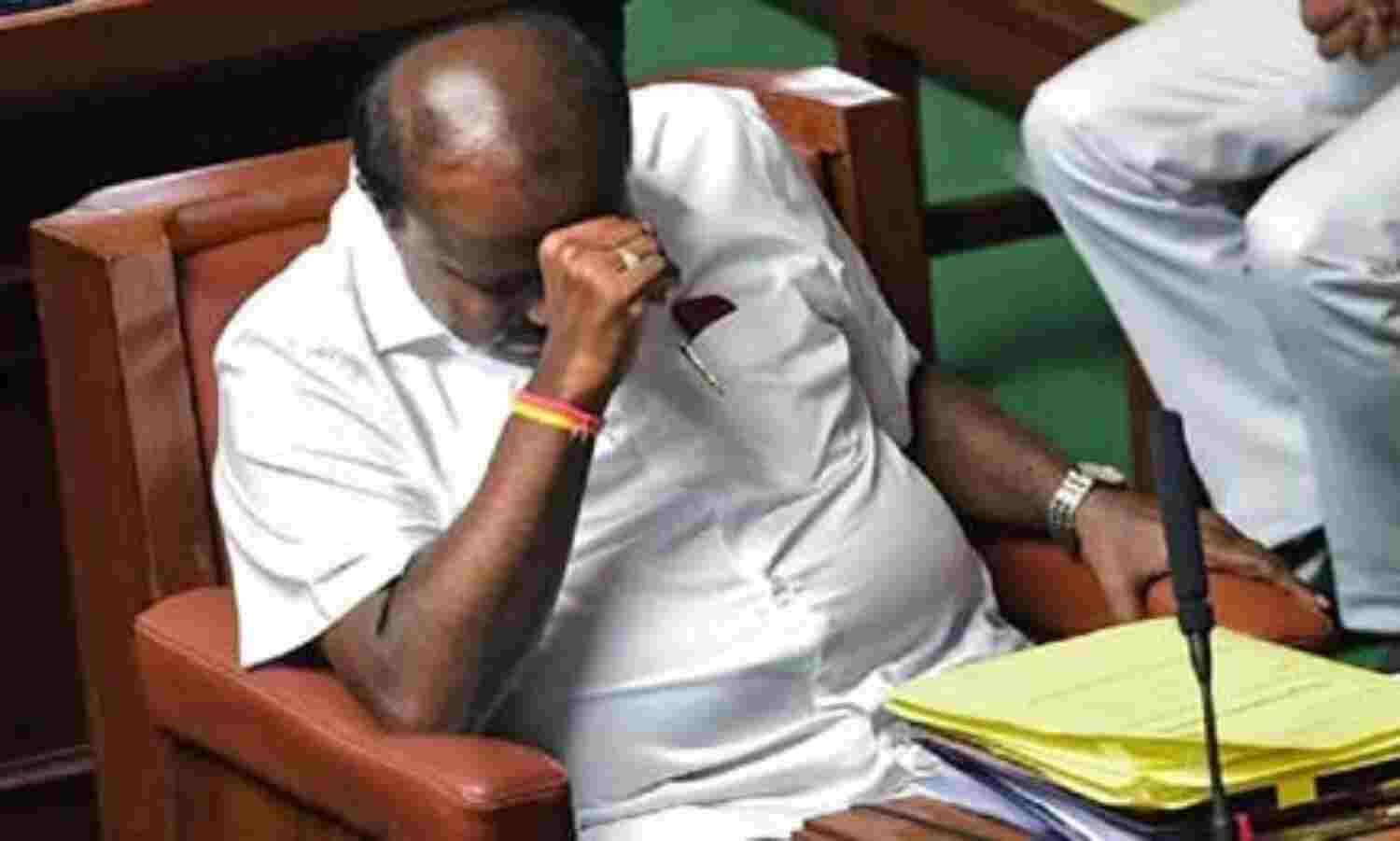 सियासत को नया सबक दे गया कर्नाटक