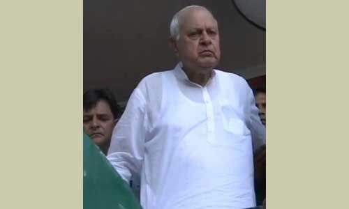 फारूक अब्दुल्ला से ईडी कर रहा पूछताछ, जानें क्या है मामला फारूक अब्दुल्ला से ईडी कर रहा पूछताछ, जानें क्या है मामला