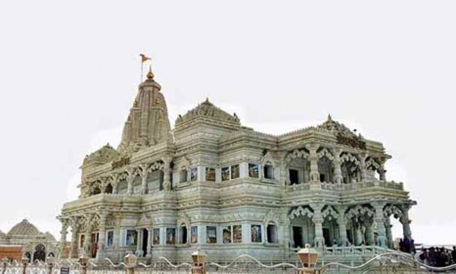 मथुरा में श्रीकृष्ण जन्म स्थान व प्रेम मंदिर को बम से उड़ाए जाने की धमकी पर बढ़ी सुरक्षा