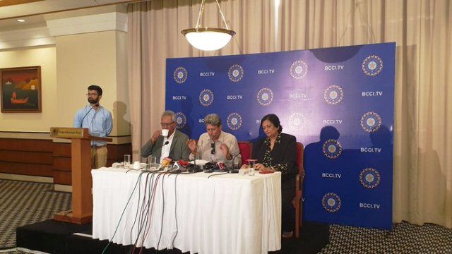 रवि शास्त्री दूसरी बार भारतीय क्रिकेट टीम के हेड कोच नियुक्त