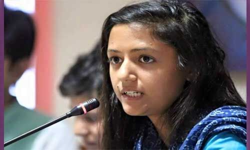 शहला के खिलाफ शिकायत दर्ज, कश्मीर को लेकर किए थे विवादित ट्वीट शहला के खिलाफ शिकायत दर्ज, कश्मीर को लेकर किए थे विवादित ट्वीट