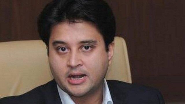 सिंधिया को महाराष्ट्र का काम सौंपा तो आने लगी प्रतिक्रियाएं सिंधिया को महाराष्ट्र का काम सौंपा तो आने लगी प्रतिक्रियाएं