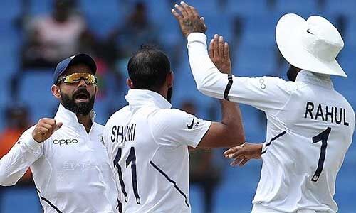 विराट ने कहा - टीम के बिना कुछ भी संभव नहीं है विराट ने कहा - टीम के बिना कुछ भी संभव नहीं है