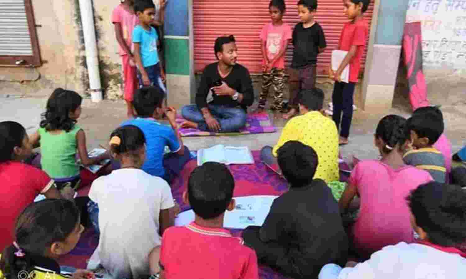 लीक से हटकर सांस लेने में मिलता है सुख लीक से हटकर सांस लेने में मिलता है सुख