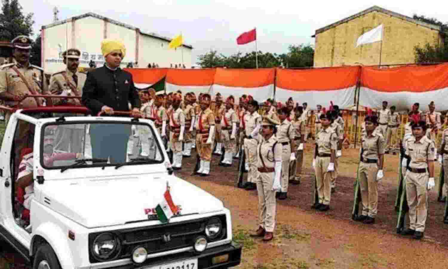 विधायक जी ! कलेक्टर जिले का महाराजा होता है