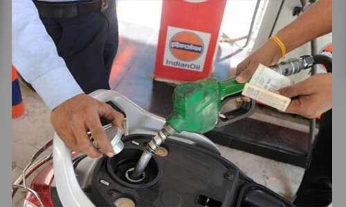 पिछले 13 दिनो में पेट्रोल 1.51 रुपये प्रति लीटर हो चुका महंगा