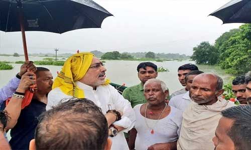 गिरिराज ने लगाए राज्य सरकार पर आरोप, क्या कहा जानें