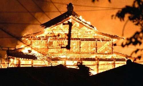 जापान में यूनेस्को वर्ल्ड हेरिटेज साइट में लगी आग