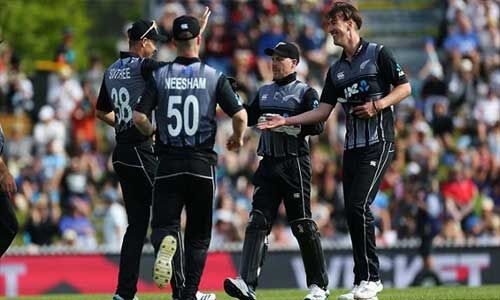 टी-20 मैच में न्यूजीलैंड ने इंग्लैंड को 14 रनों से हराया