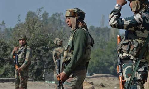 जम्मू-कश्मीर के बांदीपोरा में सुरक्षाबलों और आतंकवादियों के बीच मुठभेड़ में दो आतंकी ढेर