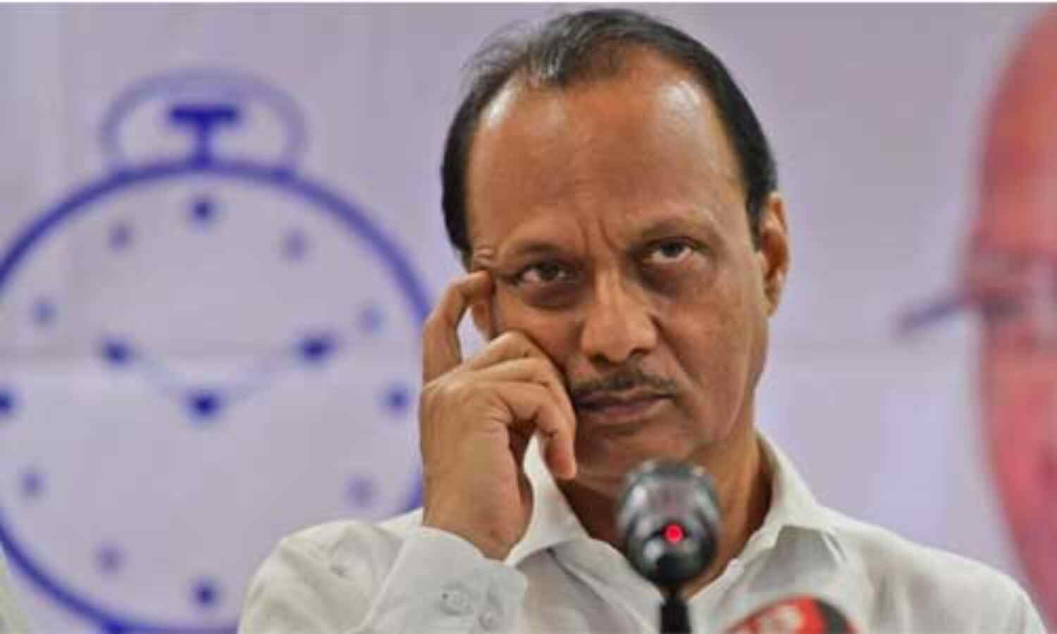 अजित पवार ने दीनदयाल उपाध्याय को श्रद्धांजलि दी, हटा दिया ट्वीट