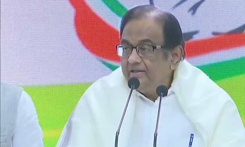 गरीबों को खाना और पैसे दे मोदी सरकार : चिदंबरम