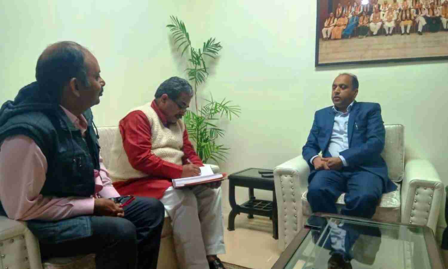 साक्षात्कार : हम विकास भी करेंगे और पर्यावरण संरक्षण भी - जयराम ठाकुर साक्षात्कार : हम विकास भी करेंगे और पर्यावरण संरक्षण भी - जयराम ठाकुर