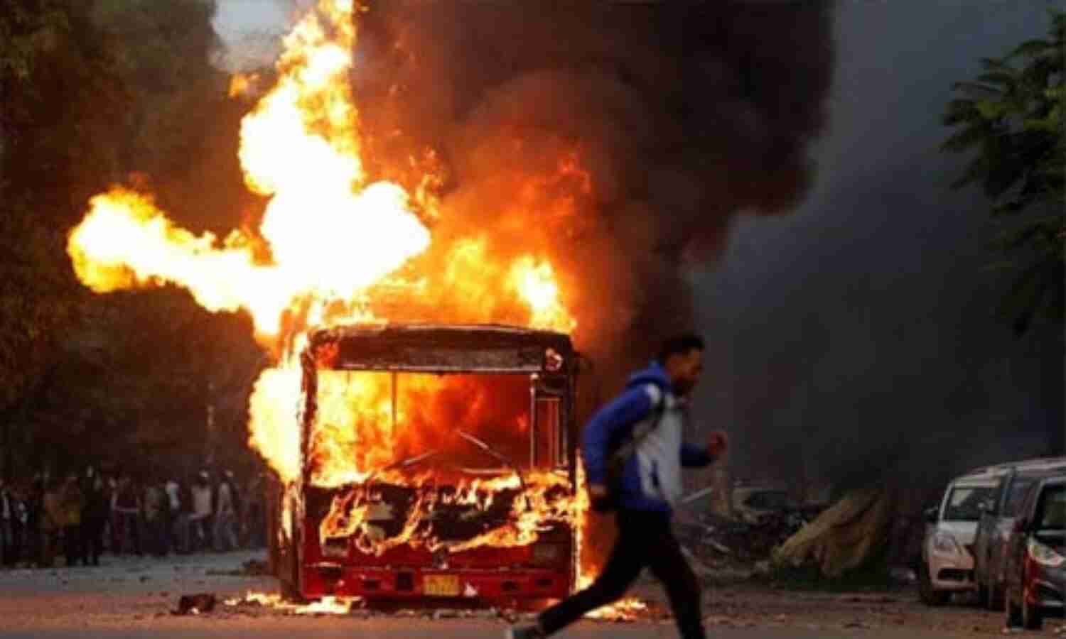 जामिया हिंसा खुलासा : स्पेशल ब्रांच के अलर्ट को दिल्ली पुलिस ने अनदेखा किया