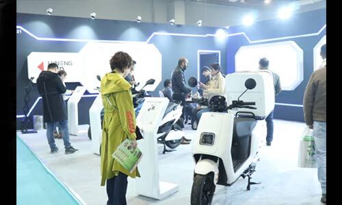 पॉल्यूशन को घटाने के लिए इलेक्ट्रिक वाहनों की दिशा में कदम बढ़ाना जरुरी पॉल्यूशन को घटाने के लिए इलेक्ट्रिक वाहनों की दिशा में कदम बढ़ाना जरुरी