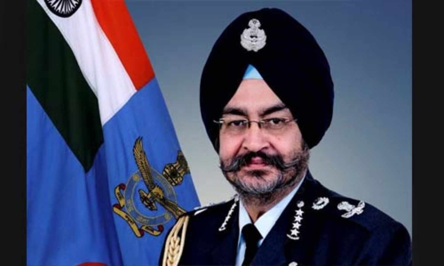 राफेल के आसपास भी नहीं भटक सकता चीन का J20 : पूर्व वायु सेना प्रमुख