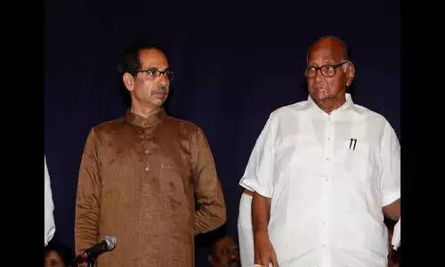 पवार और ठाकरे की मुलाकात से महाराष्ट्र में राजनीतिक सरगर्मियां हुई तेज पवार और ठाकरे की मुलाकात से महाराष्ट्र में राजनीतिक सरगर्मियां हुई तेज