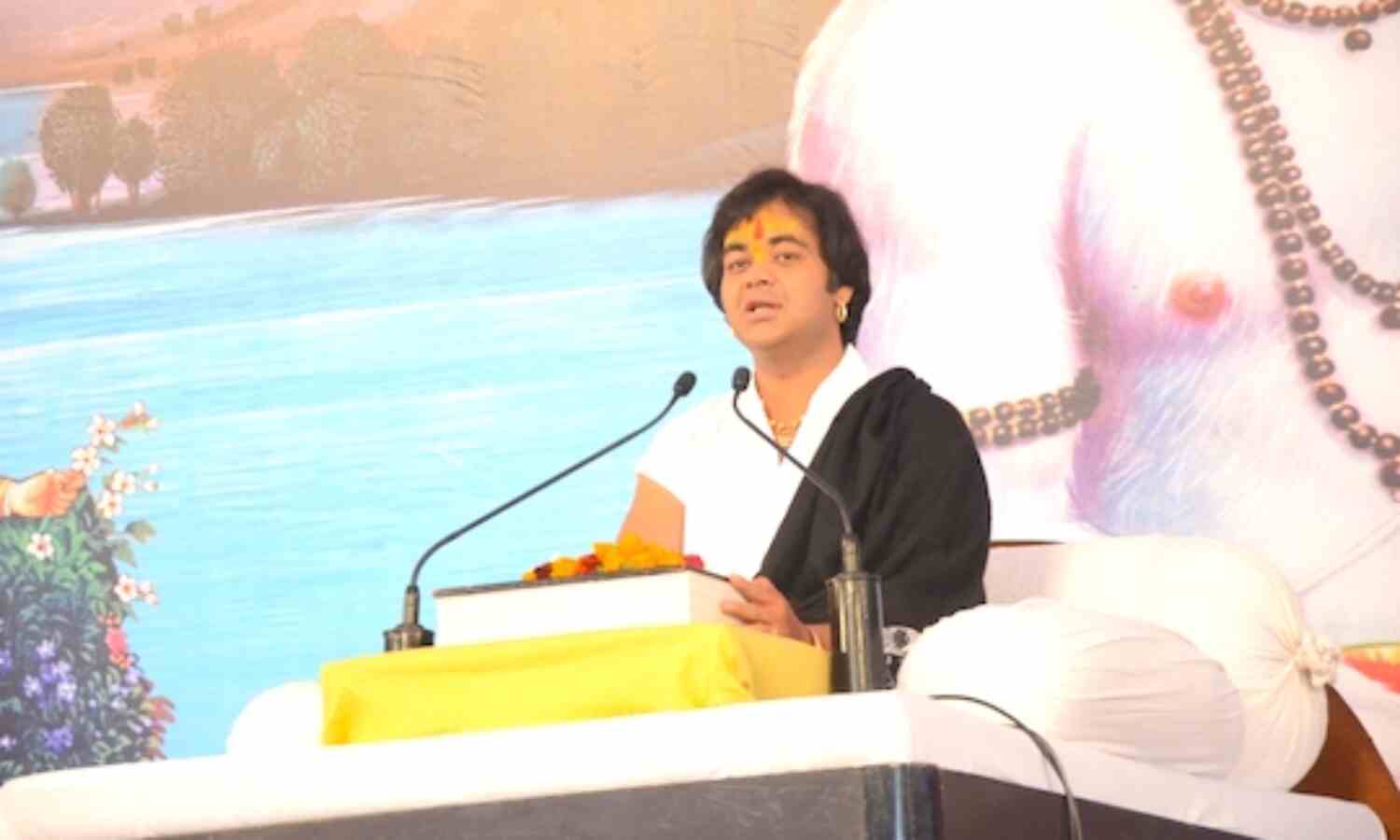 रामचरित मानस सरोवर के समान है: चिन्मयानंद जी