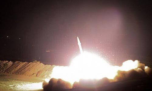 दावा : ईरान ने इराक में  अमेरिकी सैन्य अड्डों पर दागीं मिसाइलें,  80 सैनिकों की मौत