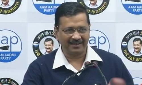 अरविंद केजरीवाल नई दिल्ली सीट से चल रहे आगे अरविंद केजरीवाल नई दिल्ली सीट से चल रहे आगे