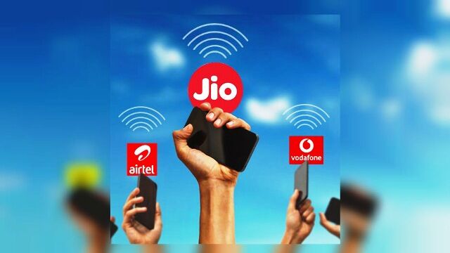 Jio 3 हजार से सस्ता 4G स्मार्टफोन लाने की तैयारी में Jio 3 हजार से सस्ता 4G स्मार्टफोन लाने की तैयारी में