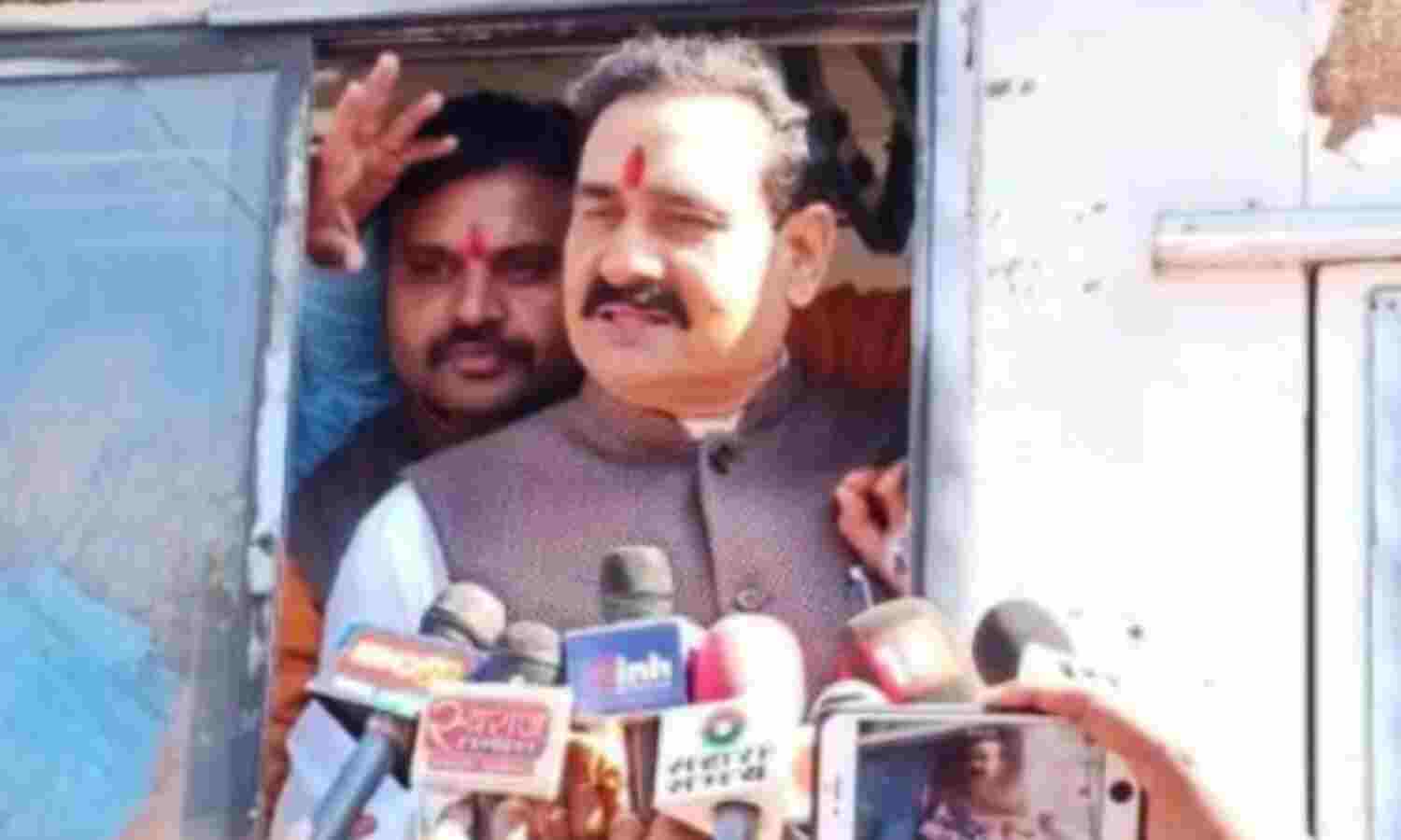 जबलपुर: सरकार के खिलाफ बीजेपी का प्रदर्शन, पूर्व मंत्री मिश्रा गिरफ्तार