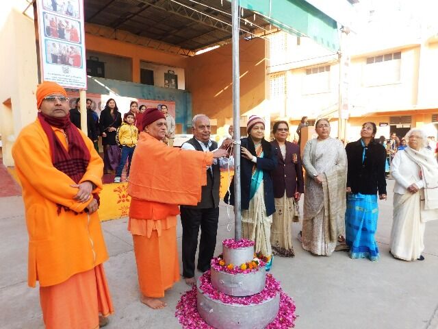 ग्वालियर : रामकृष्ण विद्या मंदिर में गणतंत्र दिवस समारोह का हुआ आयोजन