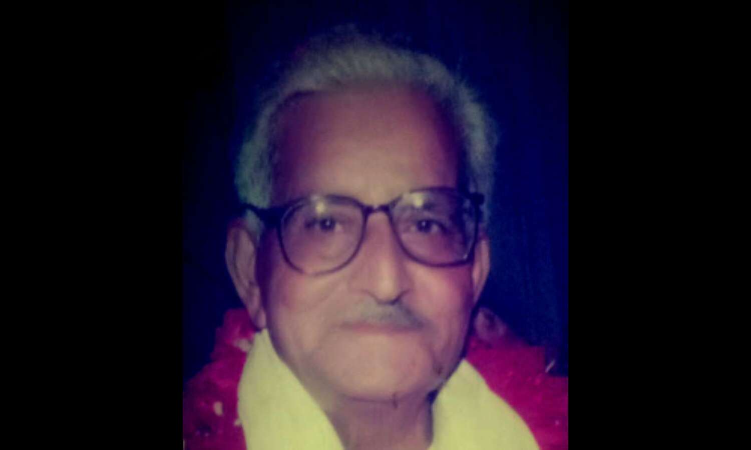 मंदिरों एवं संतों द्वारा अपने जन्मदिन पर केक काटना शर्मनाक-देवकी नंदन कुम्हेरिया