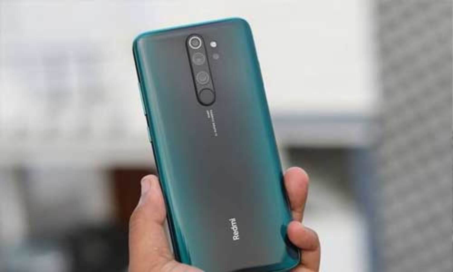 शाओमी का यह स्मार्टफोन हुआ सस्ता, जानें