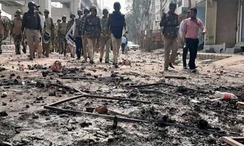 दिल्ली दंगे कोई फिल्मी सीन नहीं, आखिर क्यों न हो सफूरा से सवाल?