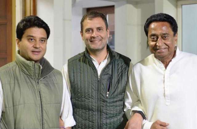 बदले समय के साथ आखिर सिंधिया का सब्र क्यों टूटा ?