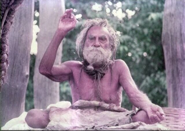 कोरोना : सच हो रही है देवरिया बाबा की भविष्यवाणी