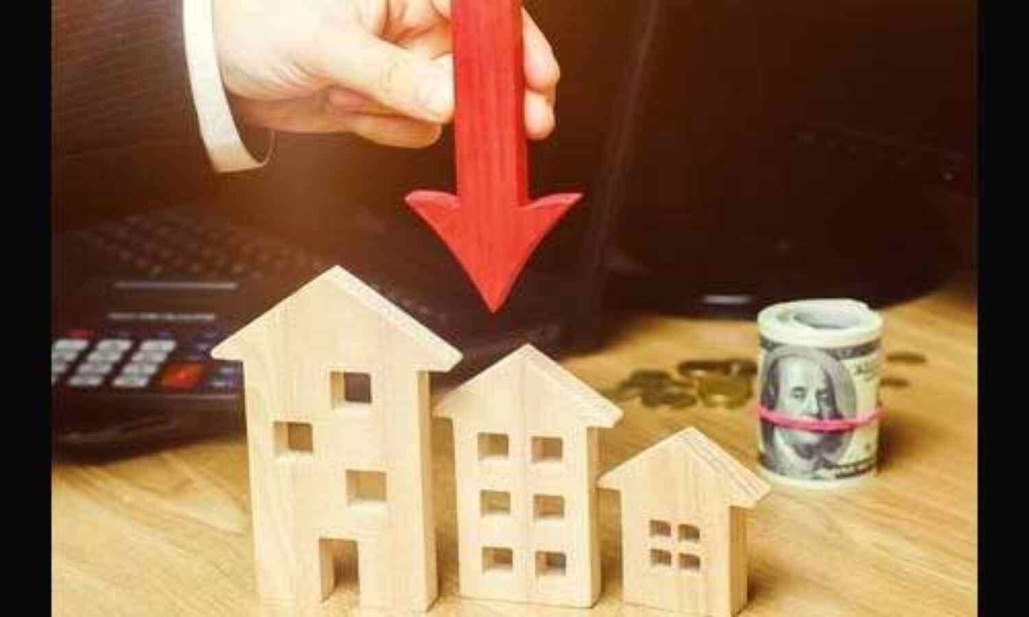 कोरोना संकट से देश में मकान की कीमतों में 20 फीसद तक हो सकती है कमी, जमीन के रेट 30% तक गिरने की आशंका