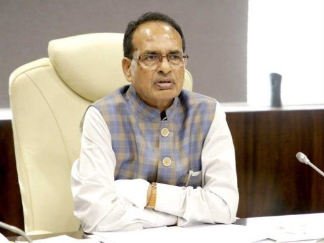 कोरोना : मुख्यमंत्री ने बैठक में भोपाल,उज्जैन, इंदौर सील करने के दिए निर्देश कोरोना : मुख्यमंत्री ने बैठक में भोपाल,उज्जैन, इंदौर सील करने के दिए निर्देश