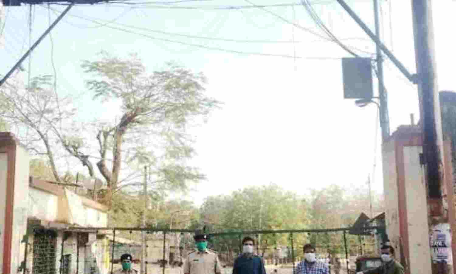 कोरोना : बड़वानी में मिले दो नए संक्रमित , आकड़ा हुआ 14 कोरोना : बड़वानी में मिले दो नए संक्रमित , आकड़ा हुआ 14