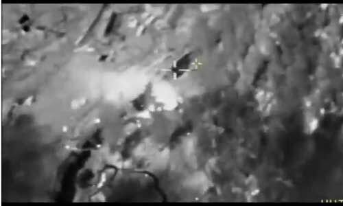 भारत ने पाकिस्तान में आतंकवादियों के ठिकानों को किया तबाह, देखें वीडियो