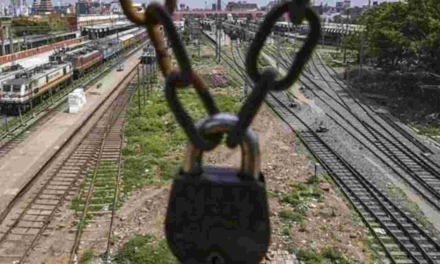 अब लॉकडाउन 2.0 में नई गाइडलाइन के जरिये इनको मिलेगी छूट, पढ़े पूरी खबर