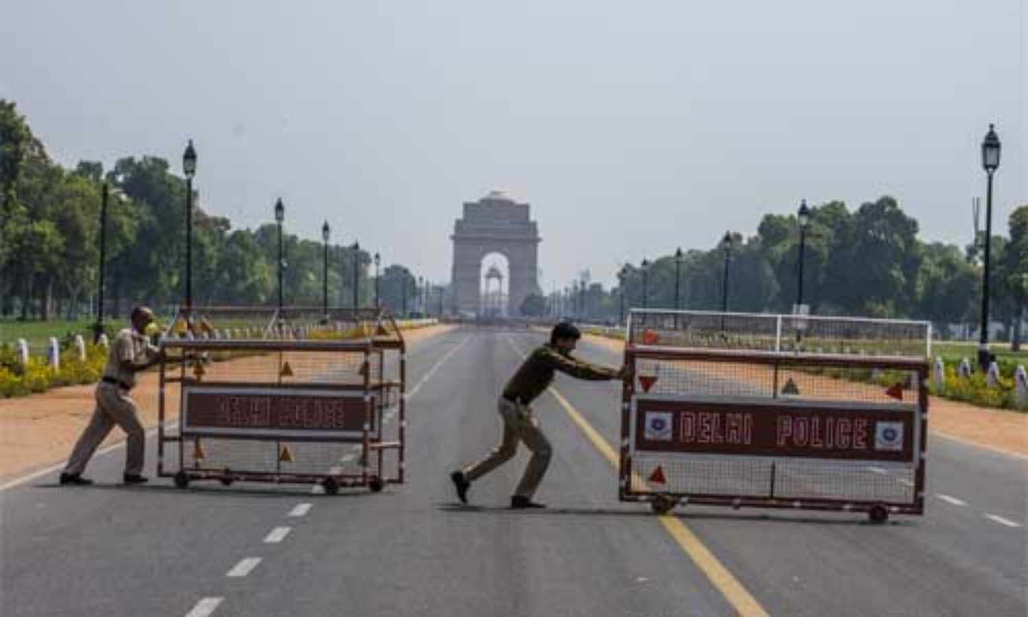 लॉकडाउन में कल से मिलेगी छूट, पर जरा संभल कर कदम निकालें