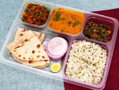 रिलायंस फाउंडेशन का मिशन अन्न सेवा, लॉकडाउन के बीच 3 करोड़ लोगों को भोजन