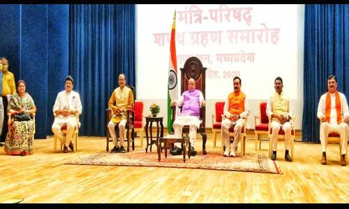 शिवराज मंत्रिमंडल का गठन, 5 मंत्रियों ने ली शपथ, सिंधिया कोटे से 2 लोग शामिल