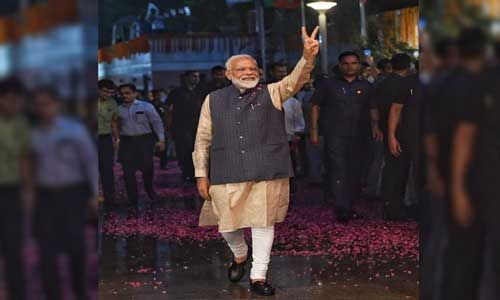 कोरोना संकट पर 93% देशवासियों को भरोसा, प्रधानमंत्री मोदी हैं तो टेंशन नहीं : सर्वे